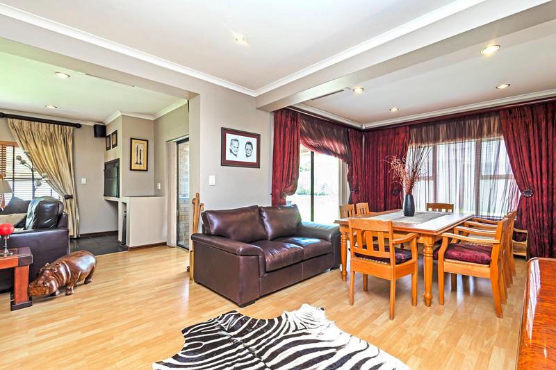 5 Bedroom Property for Sale in Kleinbron Estate Western Cape